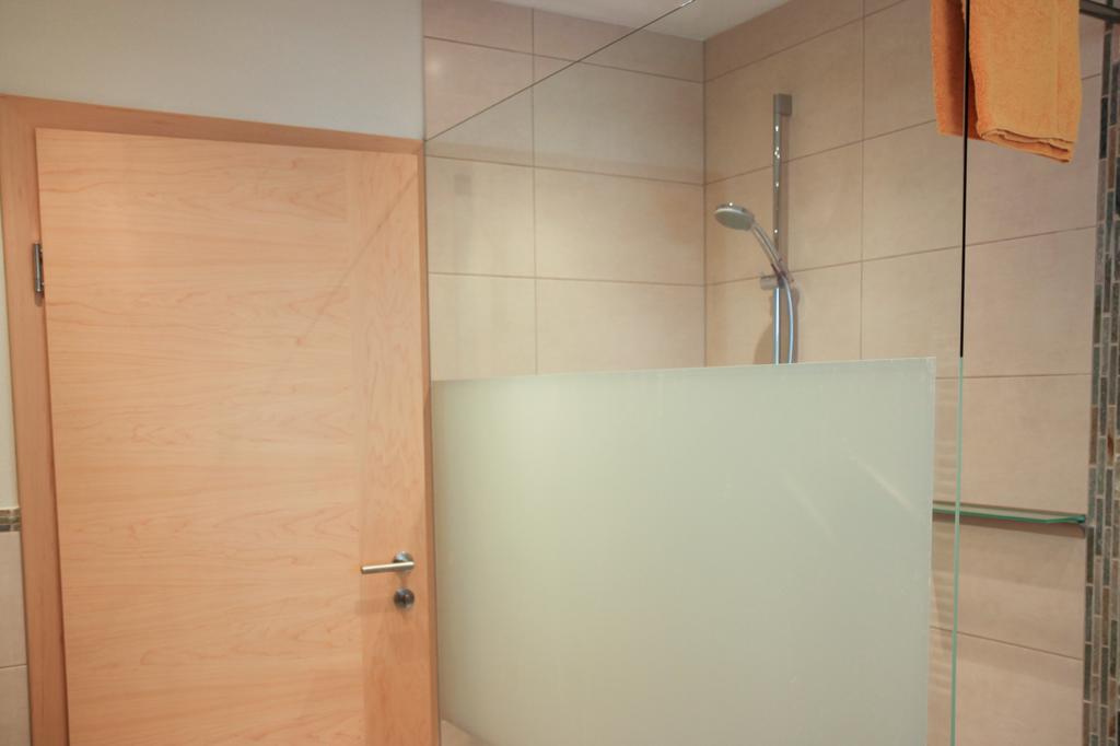 Apart Bergwärts Fügen Zimmer foto